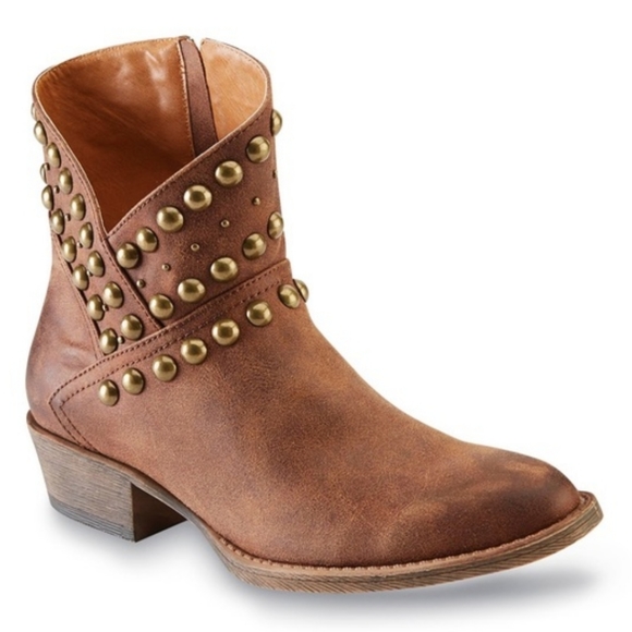 Coconuts by Matisse Shoes - Coconuts By Matisse Rodeo Brown Ankle Boots NWOB